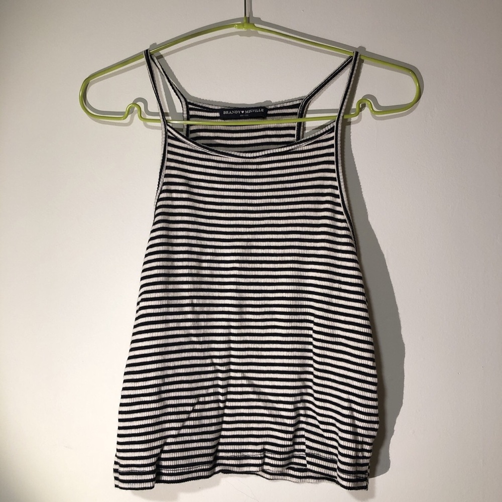 Brandy Melville cropped shirt